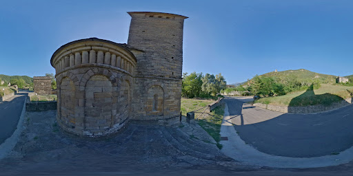 Lárrede, Iglesia de San Pedro